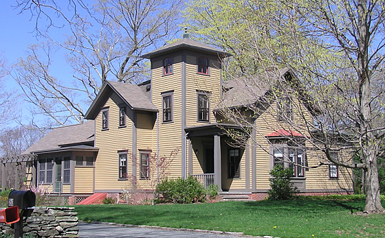 historic house earth tones